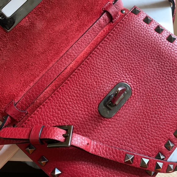 *AUTH* Valentino Rockstud Bag - Picture 8 of 8